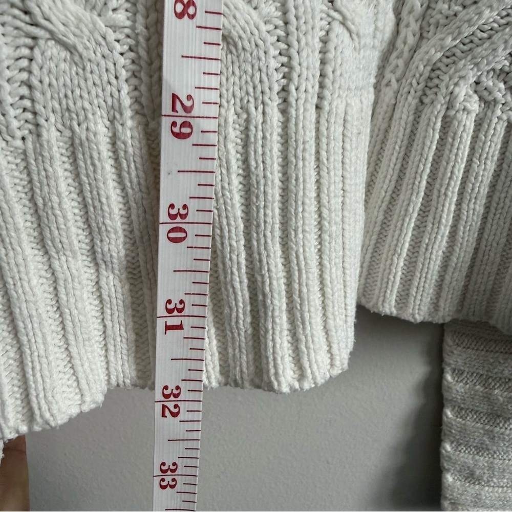 American Eagle Cozy White Cable Knit Cardigan - Picture 6 of 9